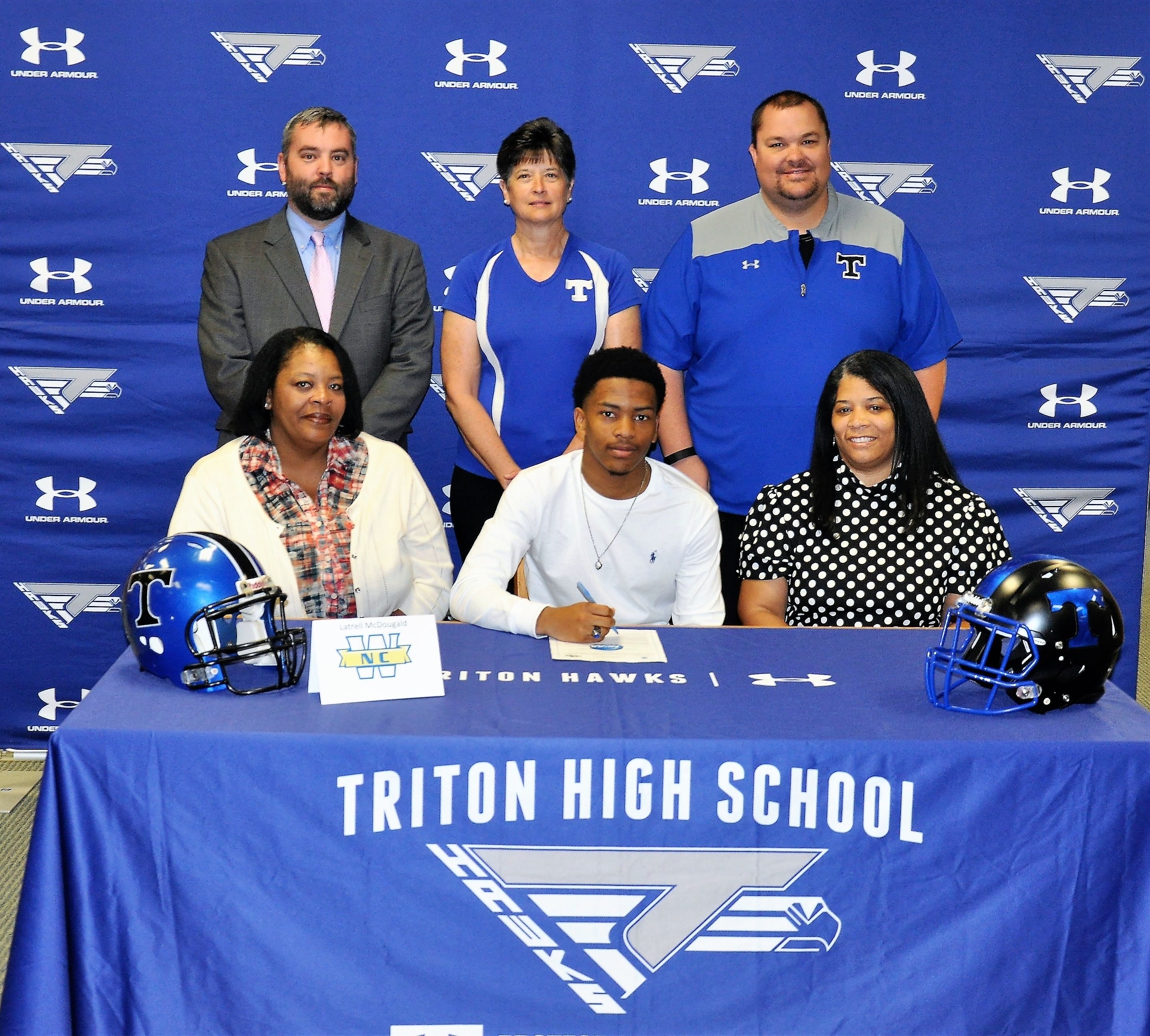 Williams, McDougald sign