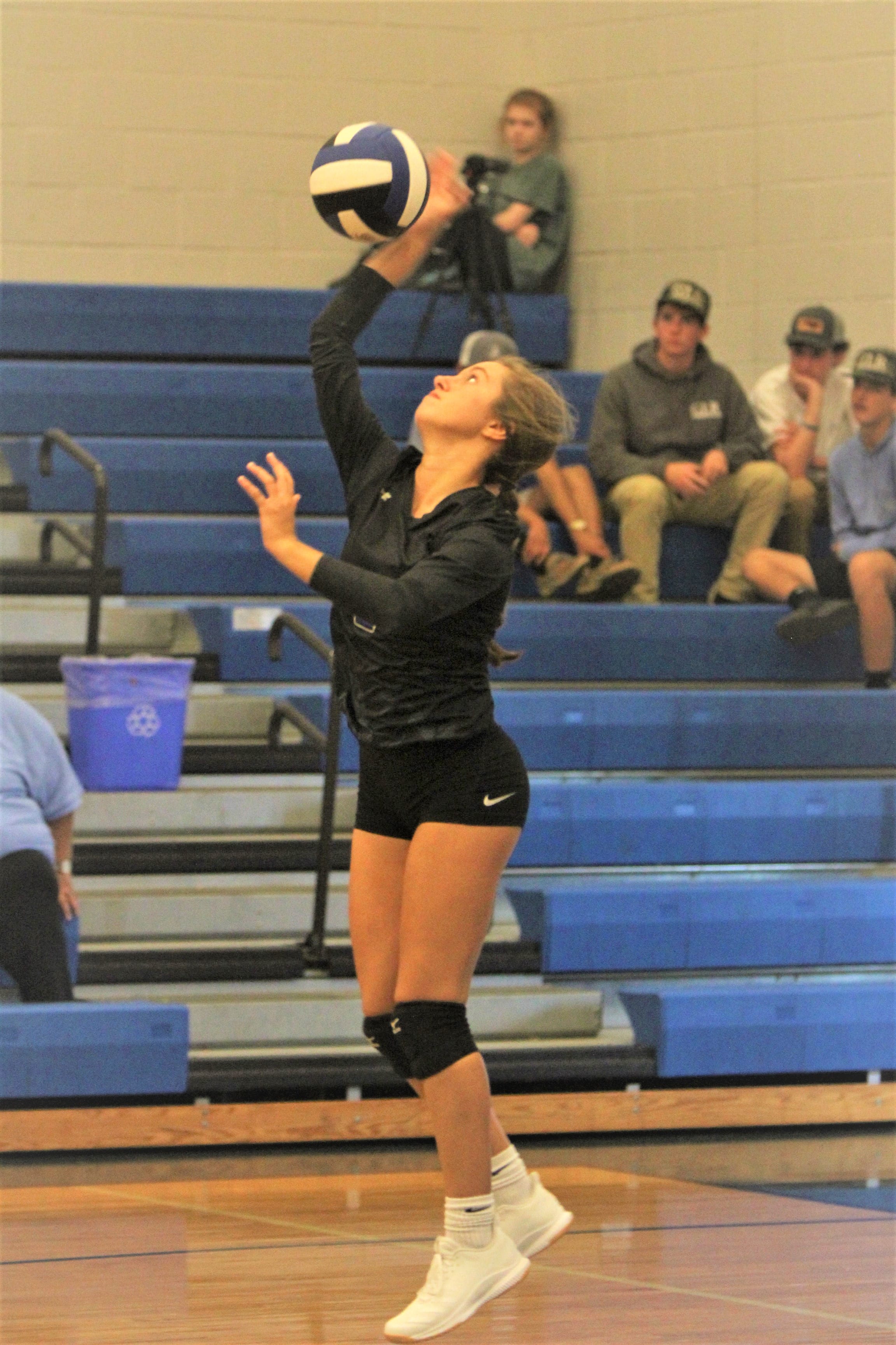 Midway wins firstround volleyball match