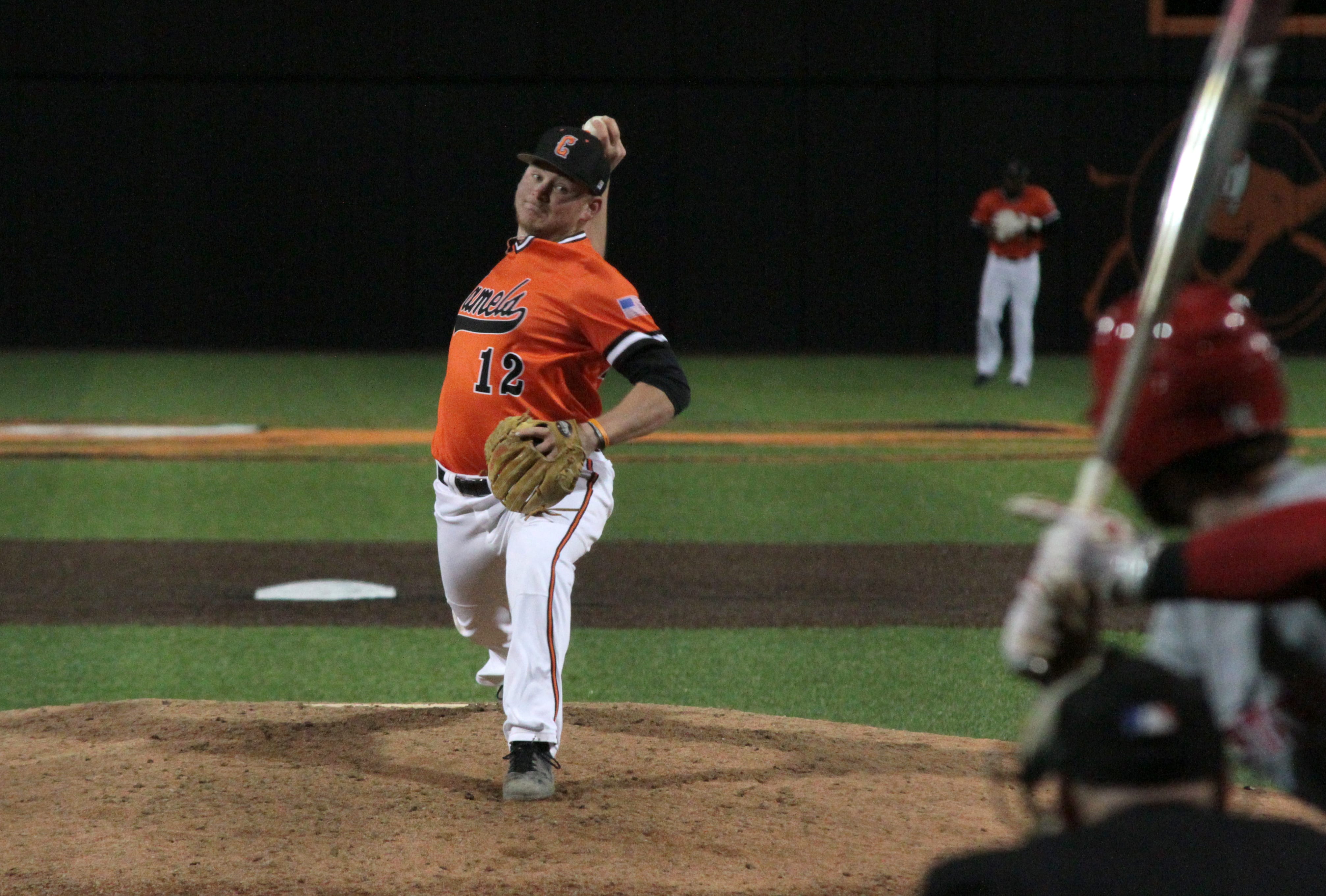 Pack leaves Creek with 4-1 win