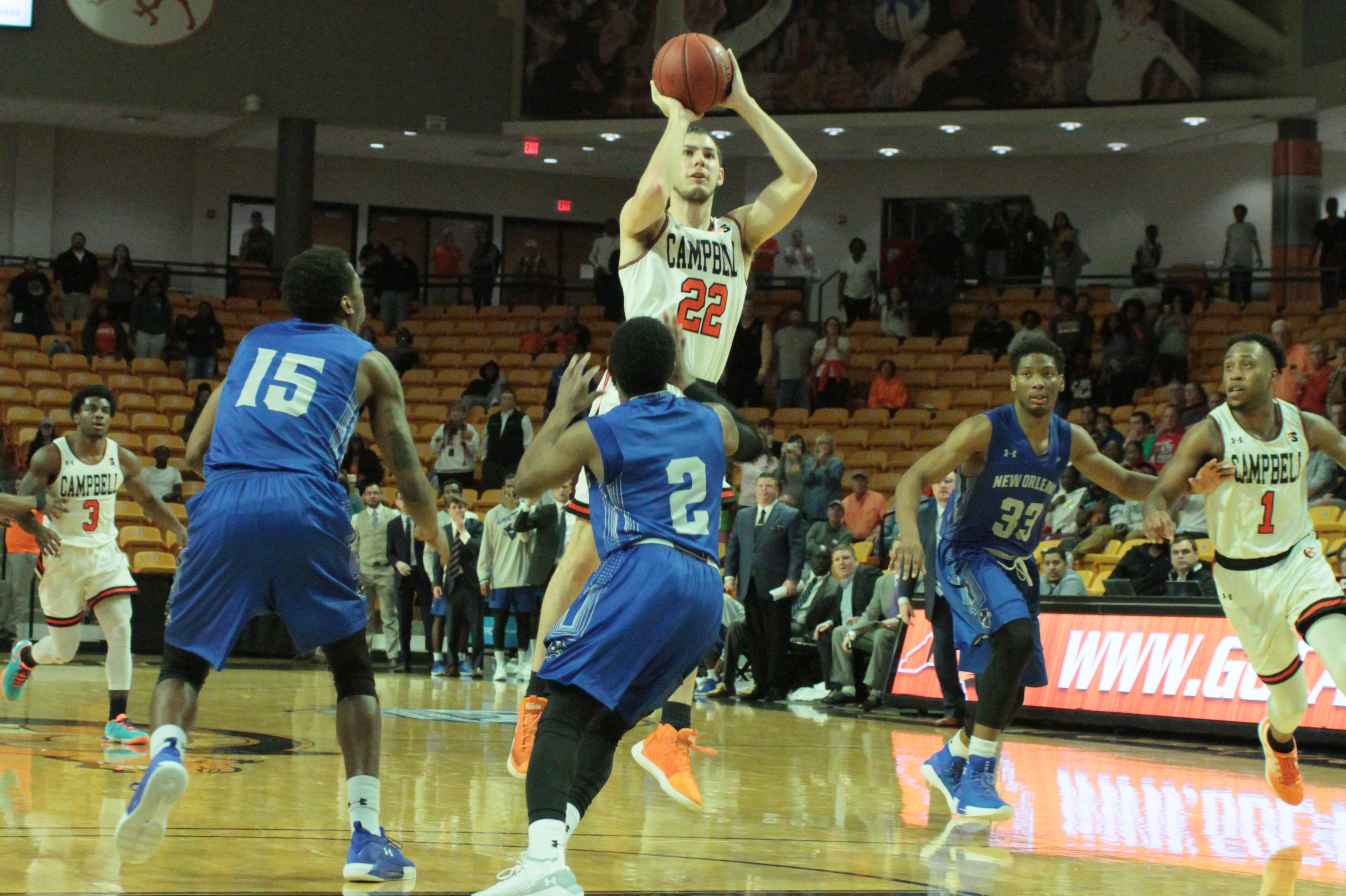 Camels nip New Orleans on Gensler’s hoop, heading to Frisco