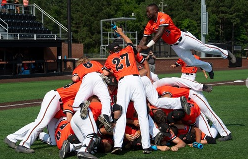 Camels takes title with Noble effort
