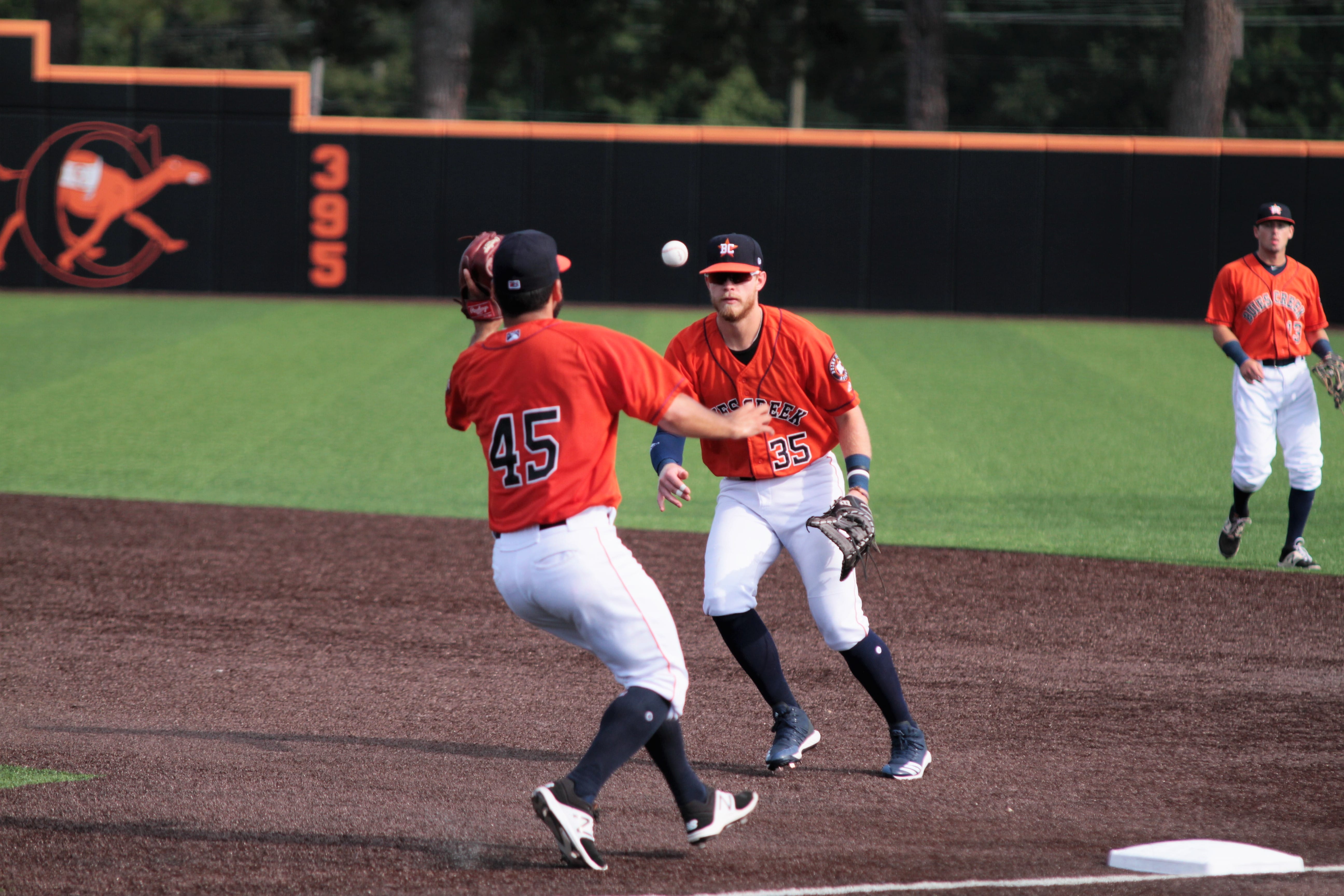 Winston-Salem edges Astros, 2-1