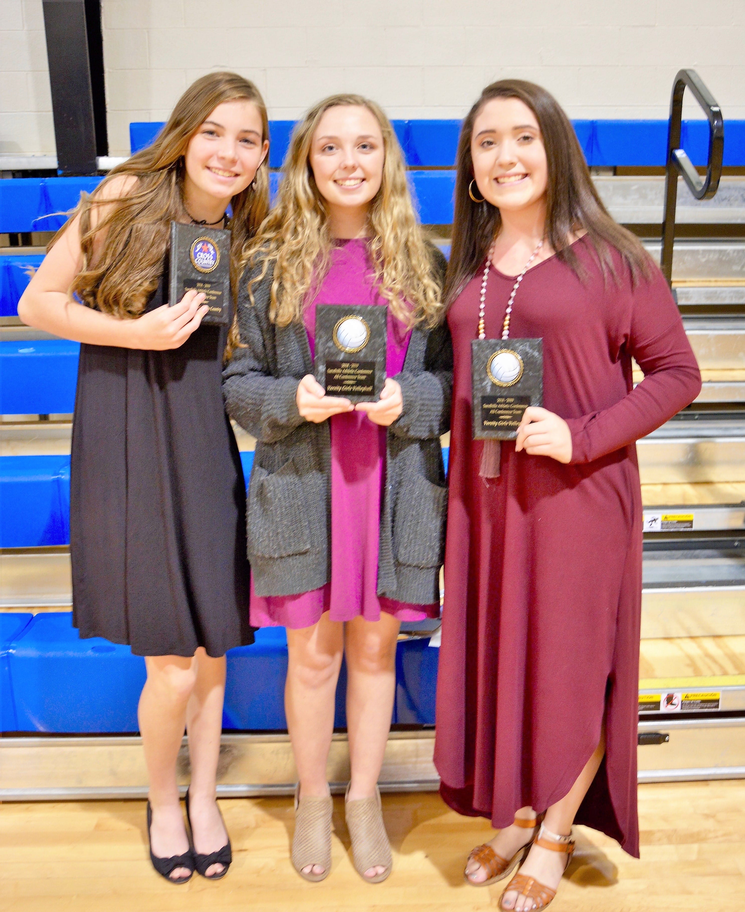 Eagles present fall awards, Breslin named to coach soccer
