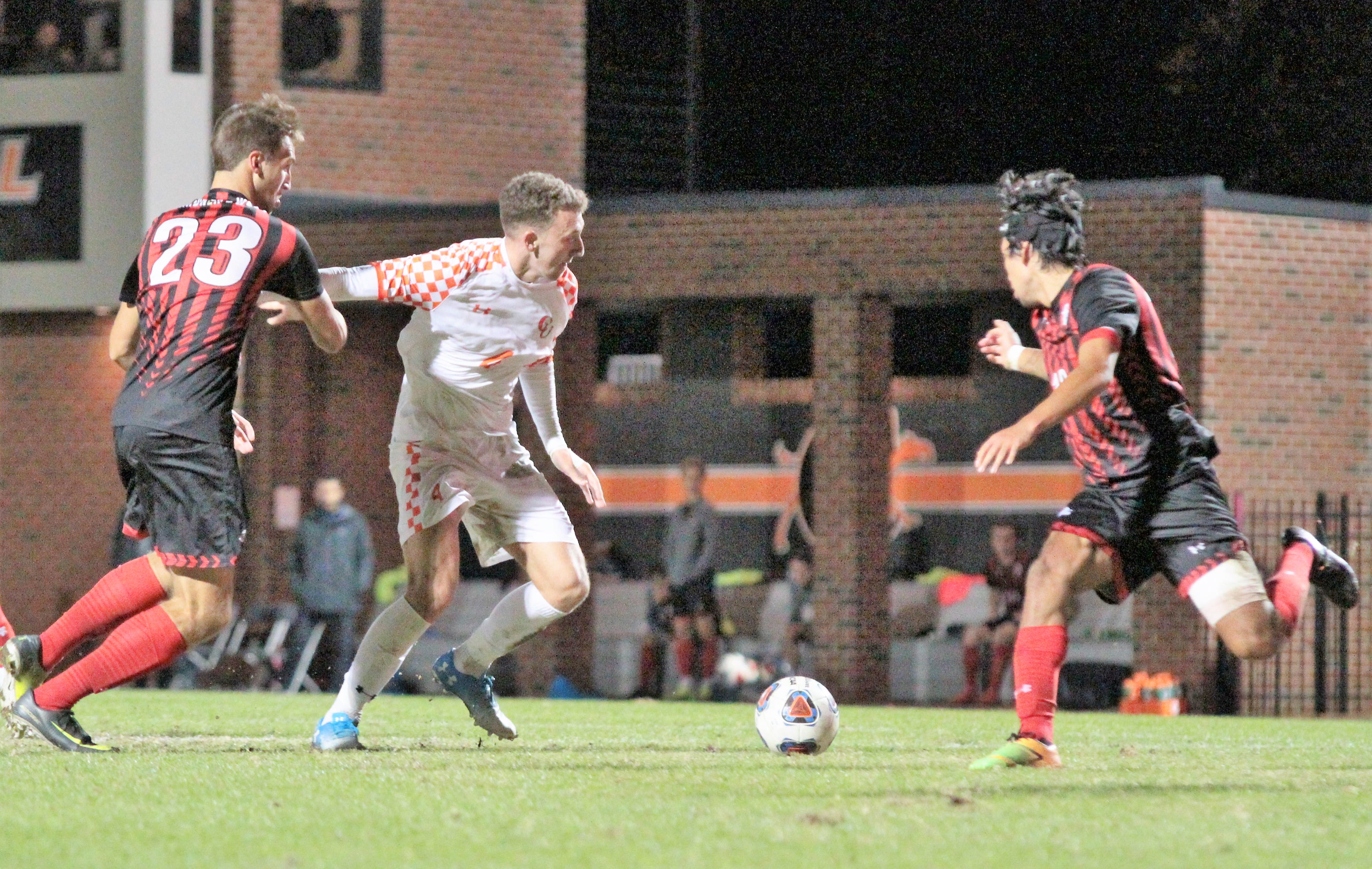 Campbell men’s soccer advances in Big South tournament with 3-0 win over G-W