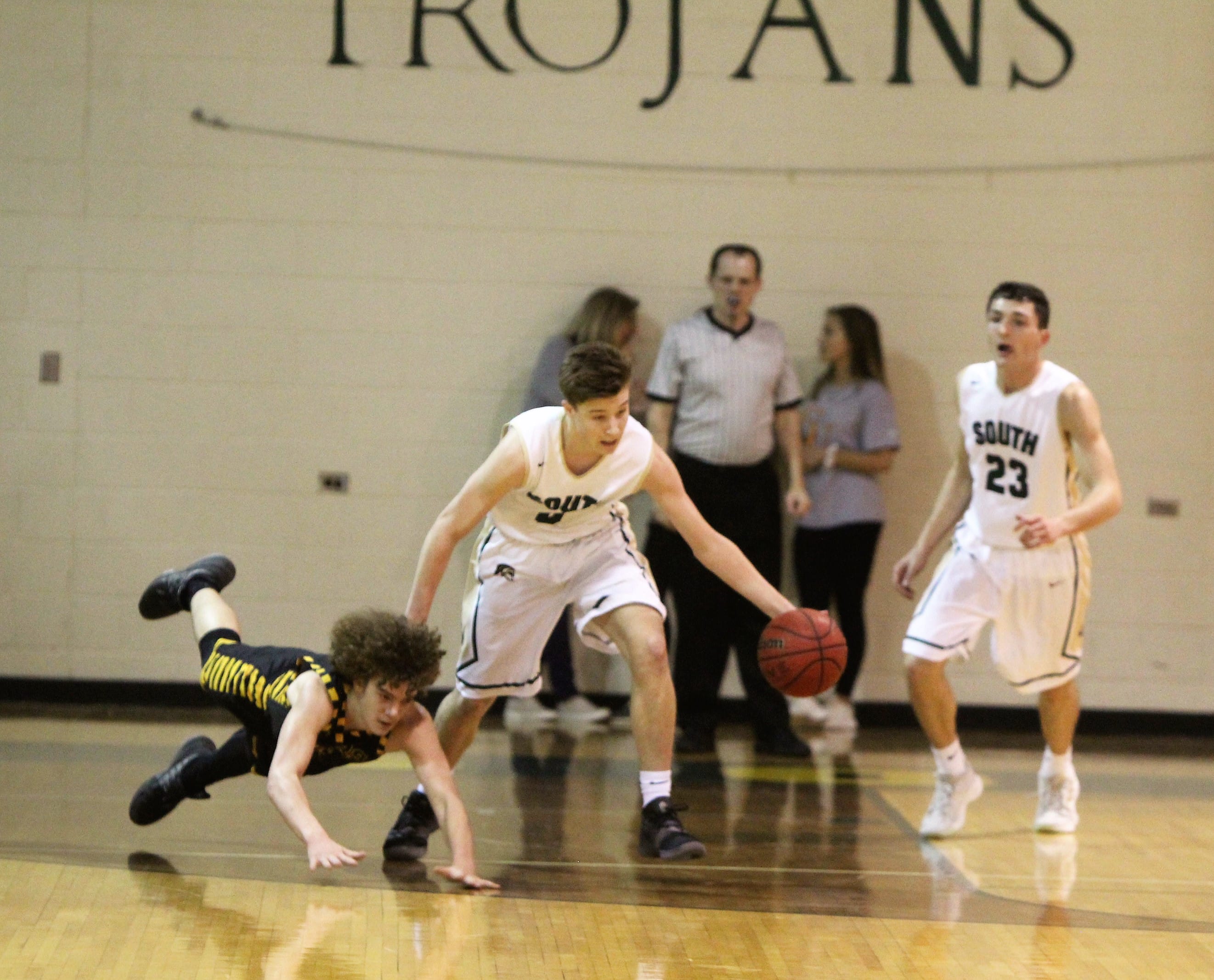 South boys oust Chapel Hill in opening round of 3-A playoffs