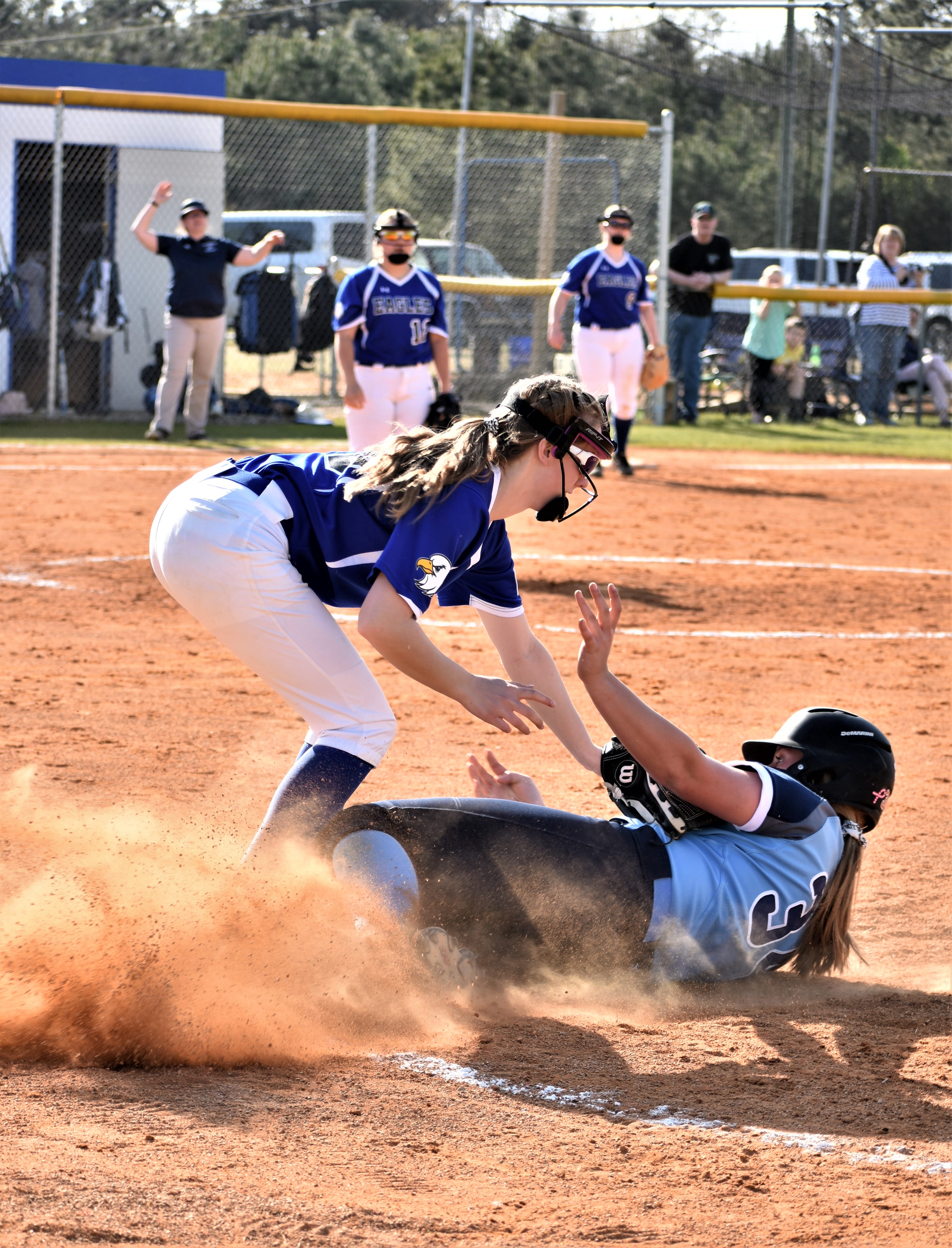 Pungo tops CFCA, 12-6