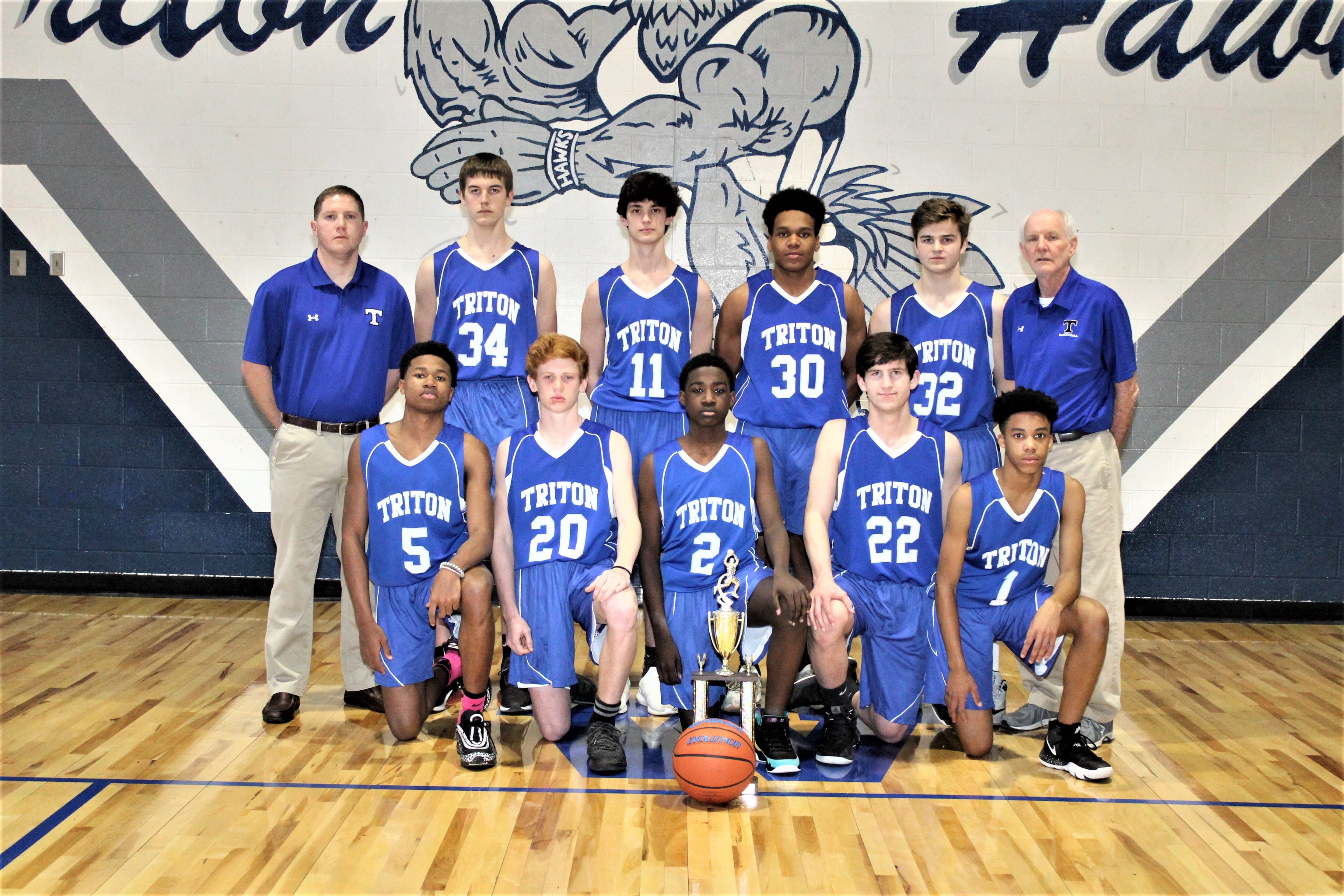 Triton JV boys win league title