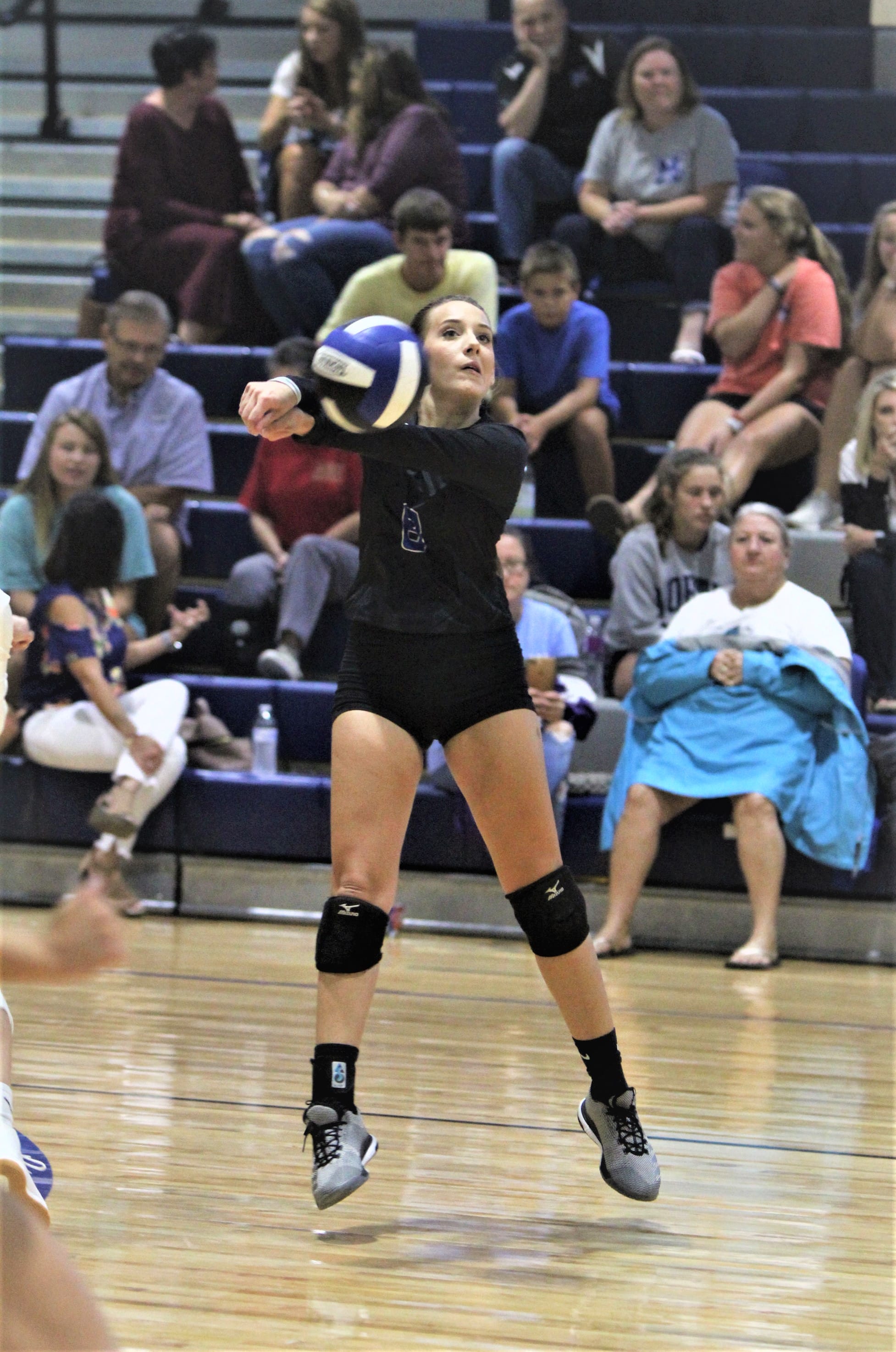 Raiders take 3-0 volleyball victory at Triton