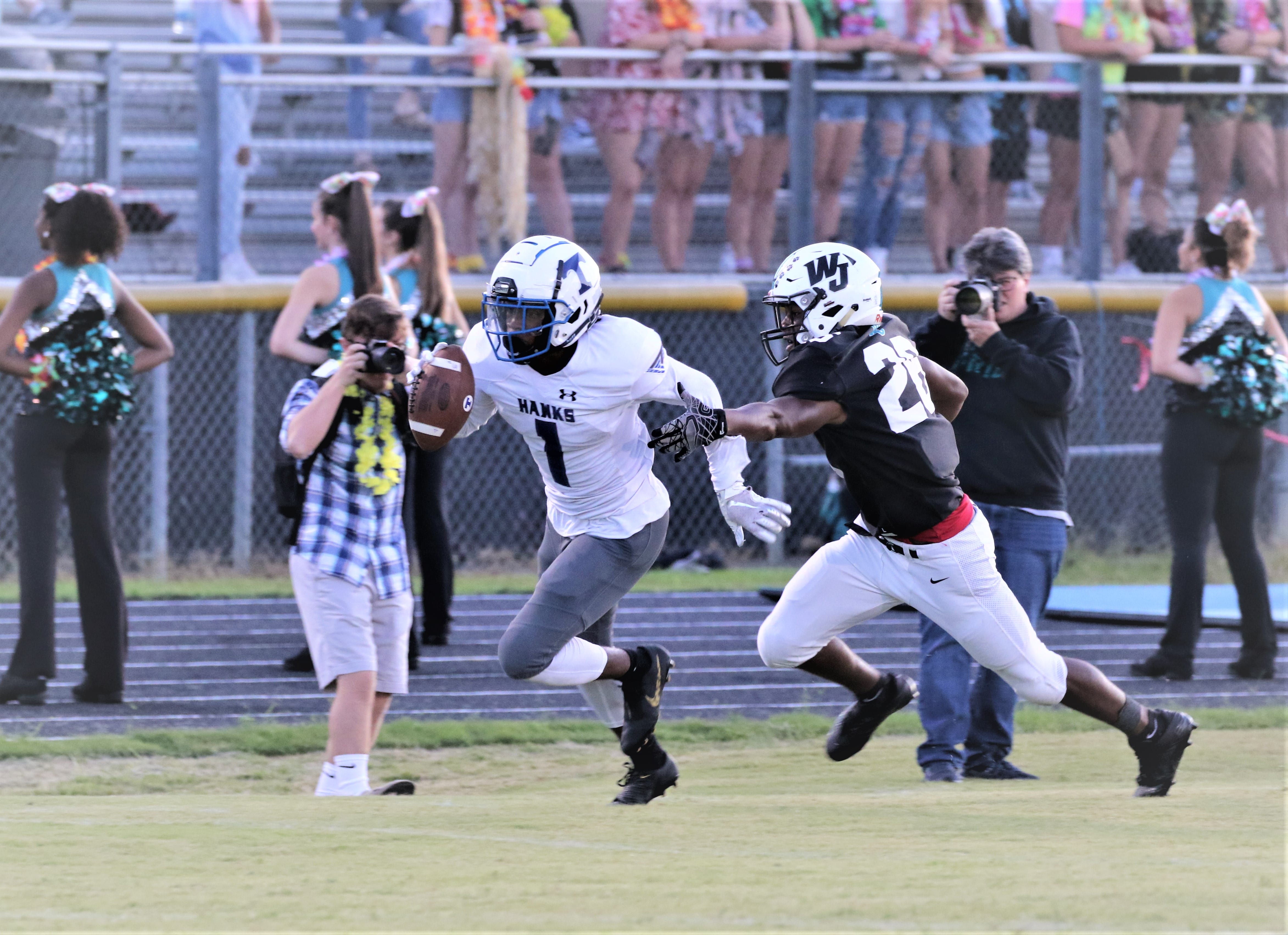 Cowan’s five TDs help Hawks to 46-19 win at West Johnston