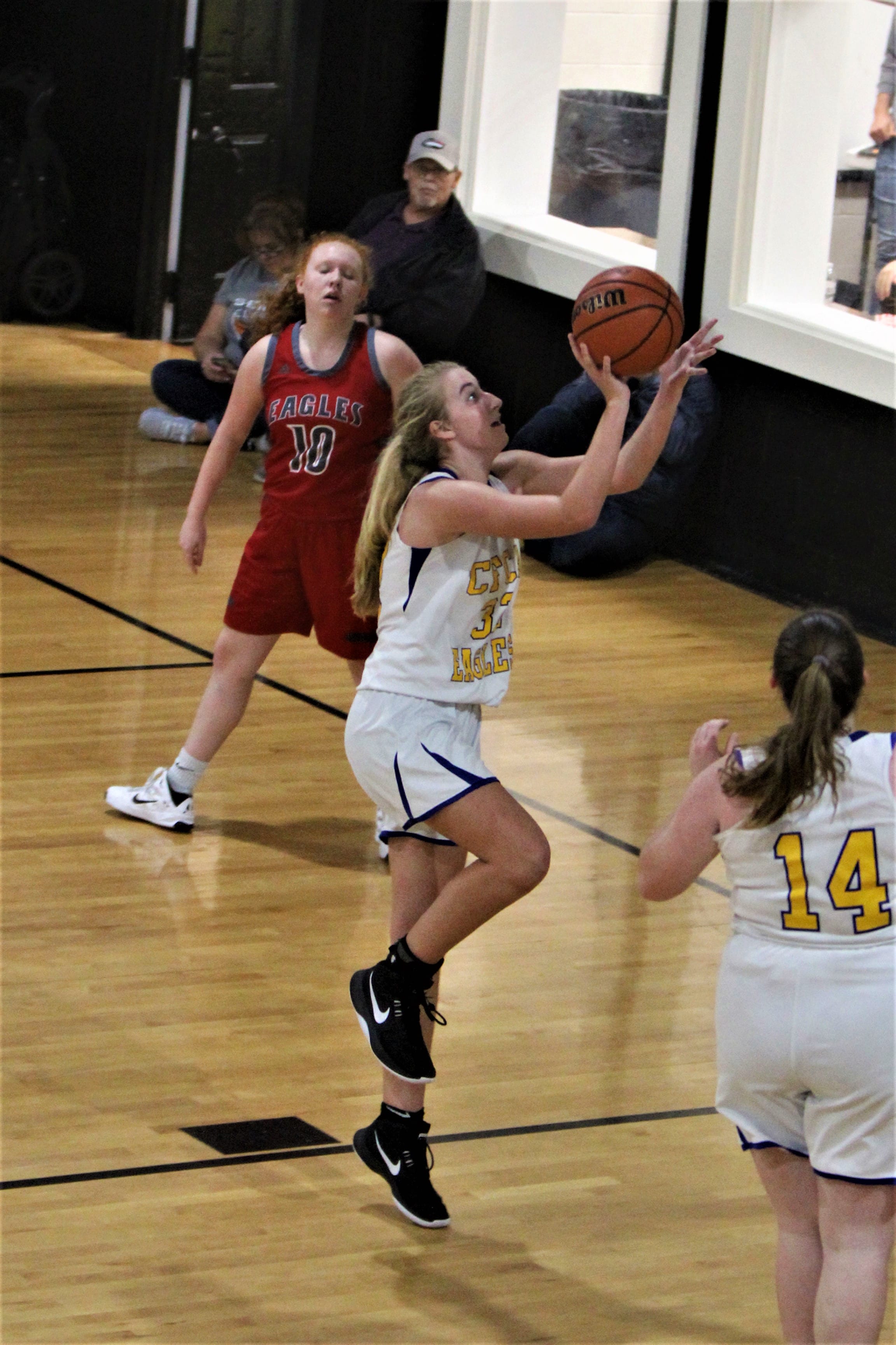 CFCA takes Senior Classic wins, girls advance on late 3-pointer
