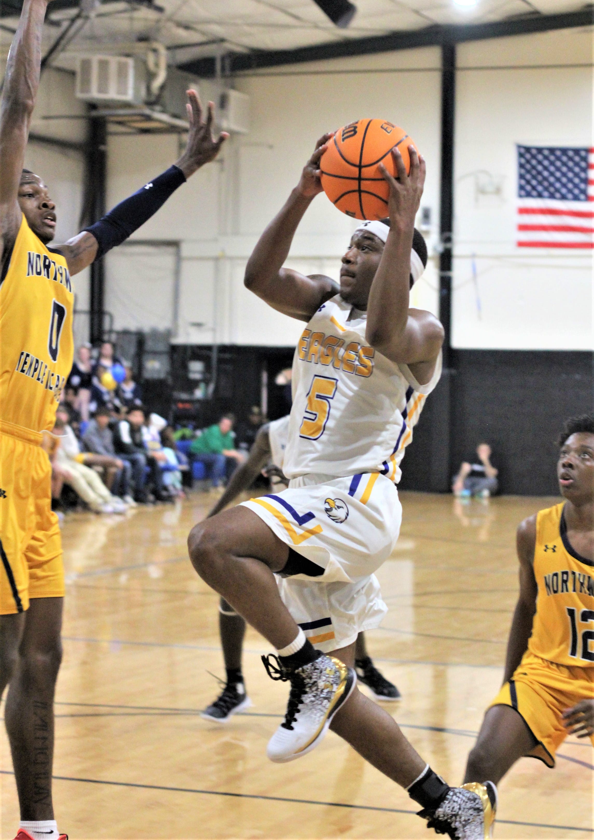 CFCA splits homecoming games as league play gets underway