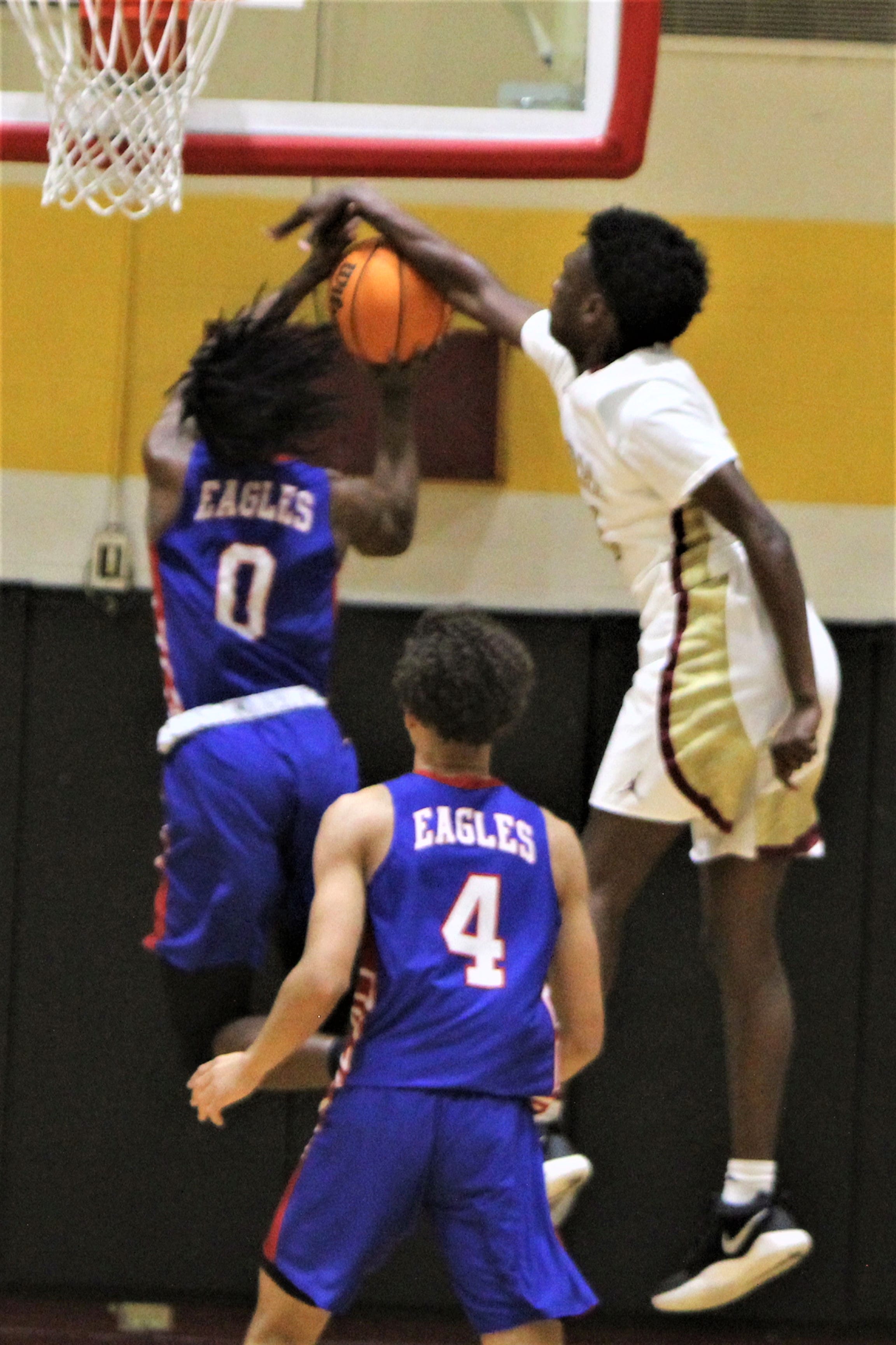 Harnett Central boys advance, 63-58, over Western Harnett