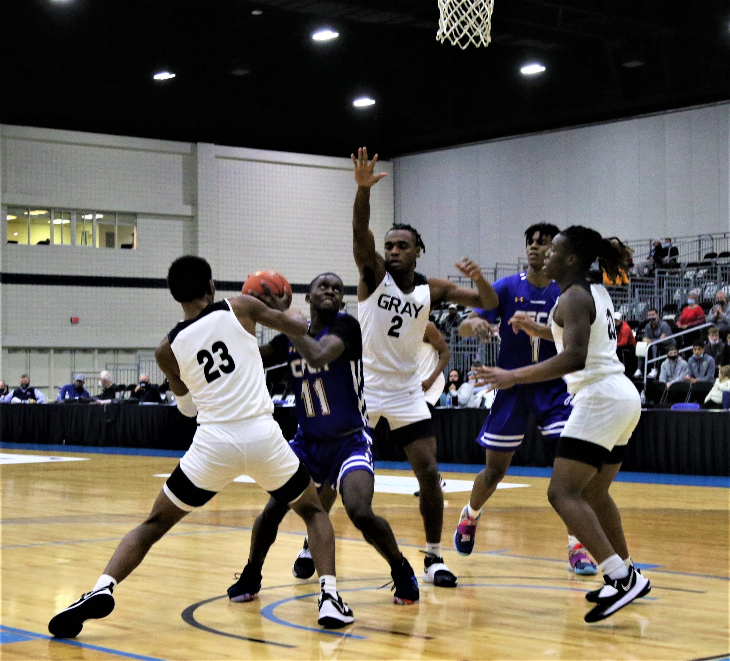 CFCA varsity boys beaten by Gray Collegiate’s fourth-quarter run