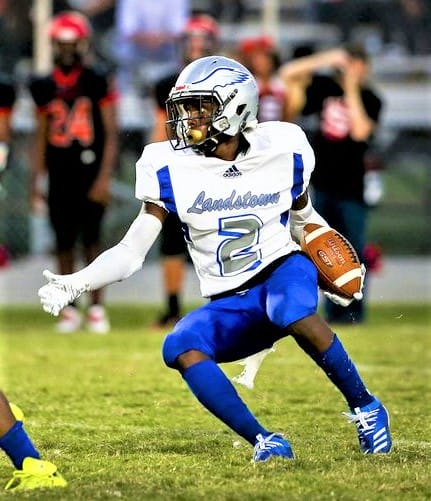 Camels sign 10 for football