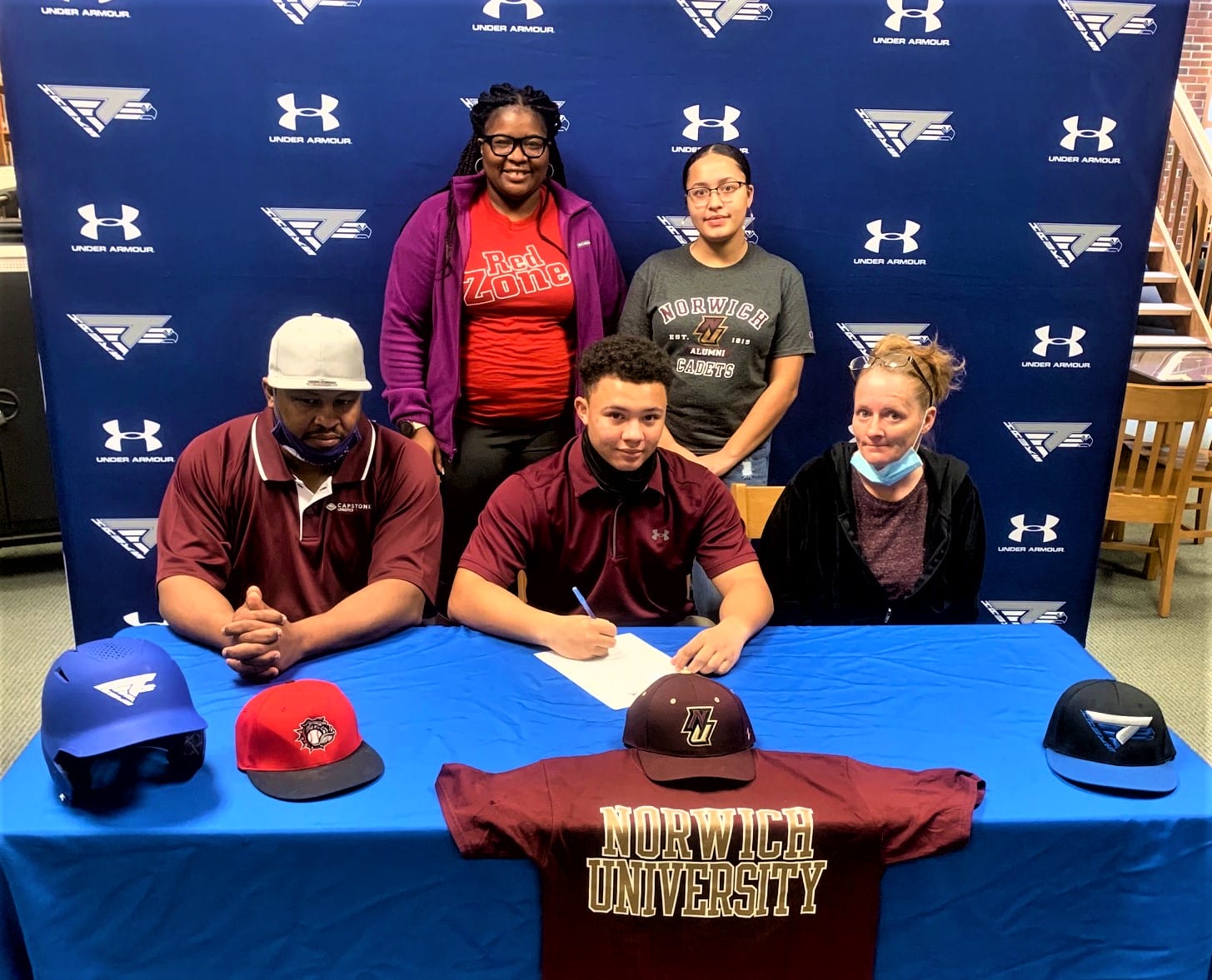 Josh Jackson signs with Norwich for baseball