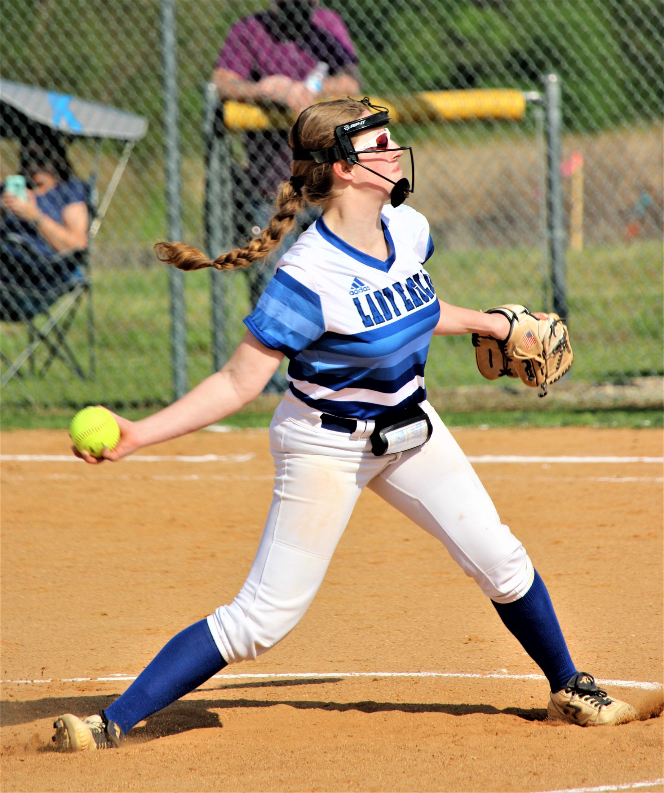Horne homers, pitches shutout for CFCA softball