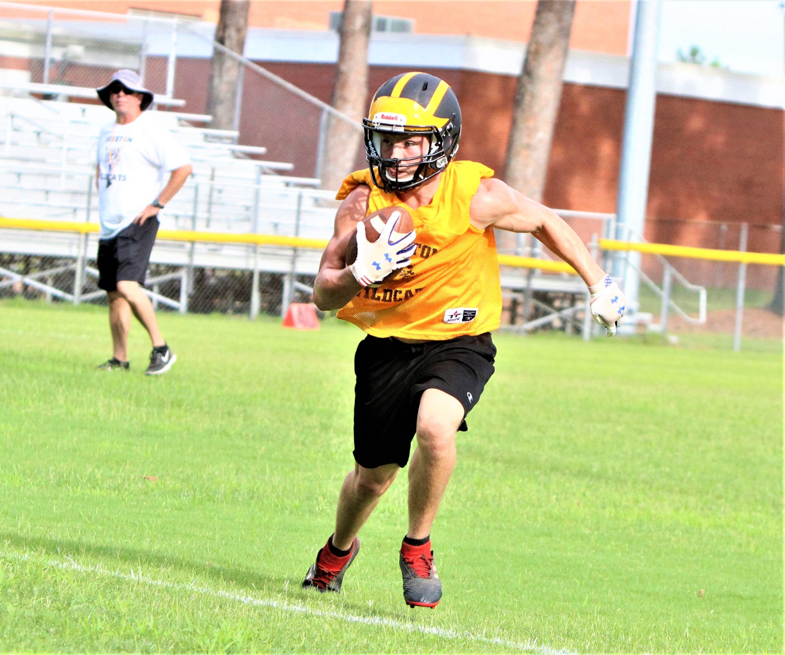 Hobbton hosts Lakewood for 7on7