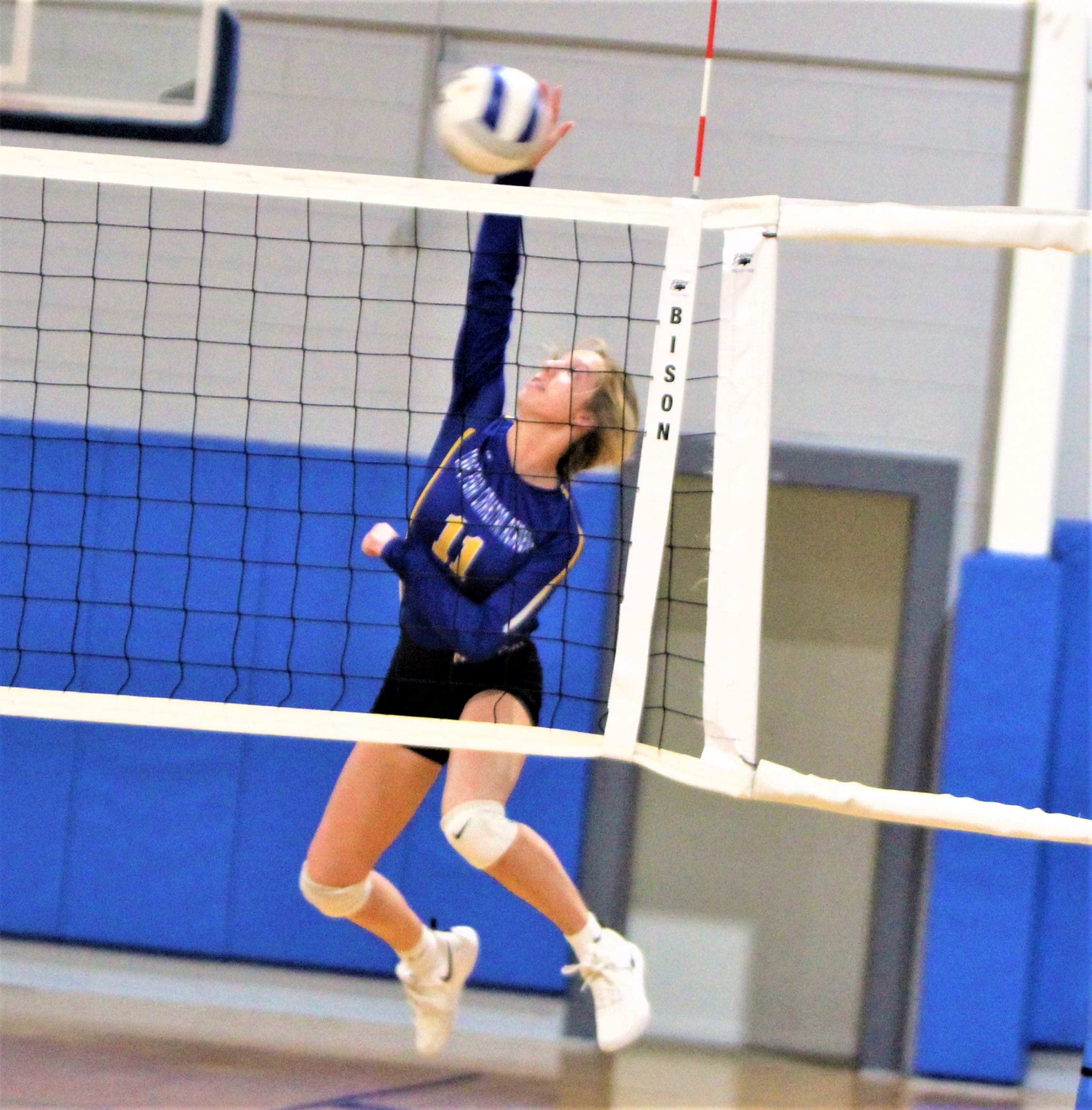 CFCA volleyball tops Riverside, 3-0