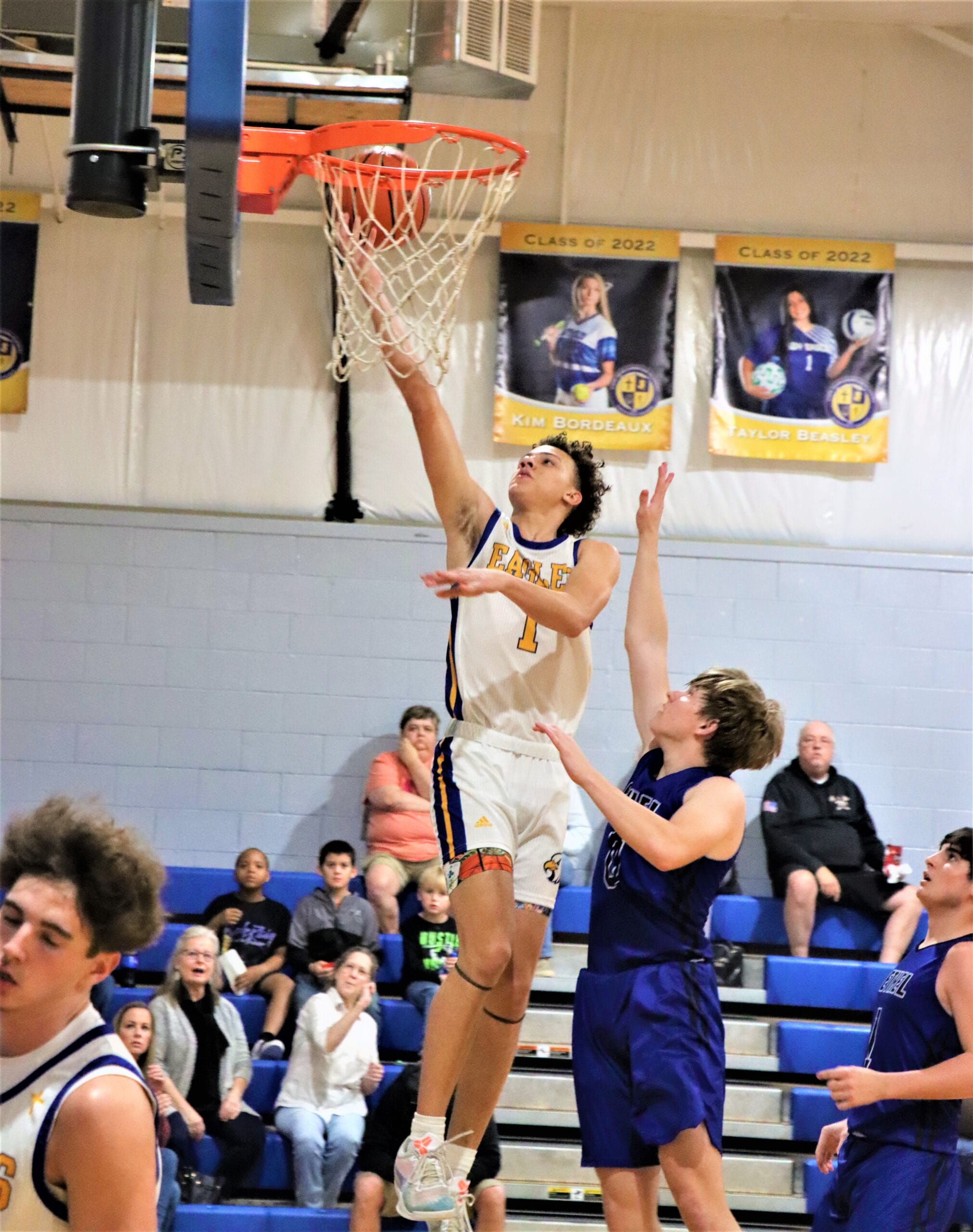 Eagles pull away to Holiday Invitational title