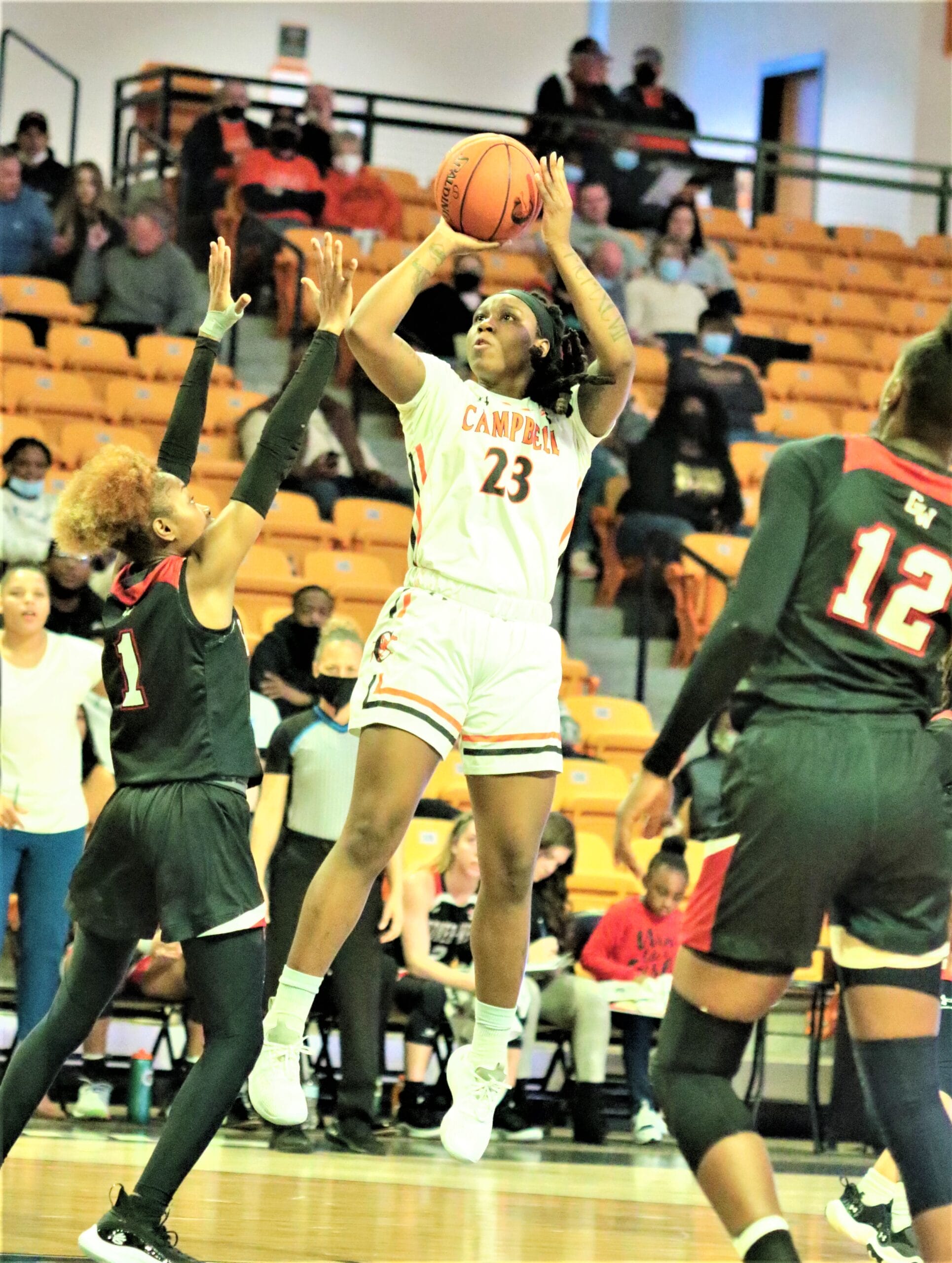 G-W edges Lady Camels