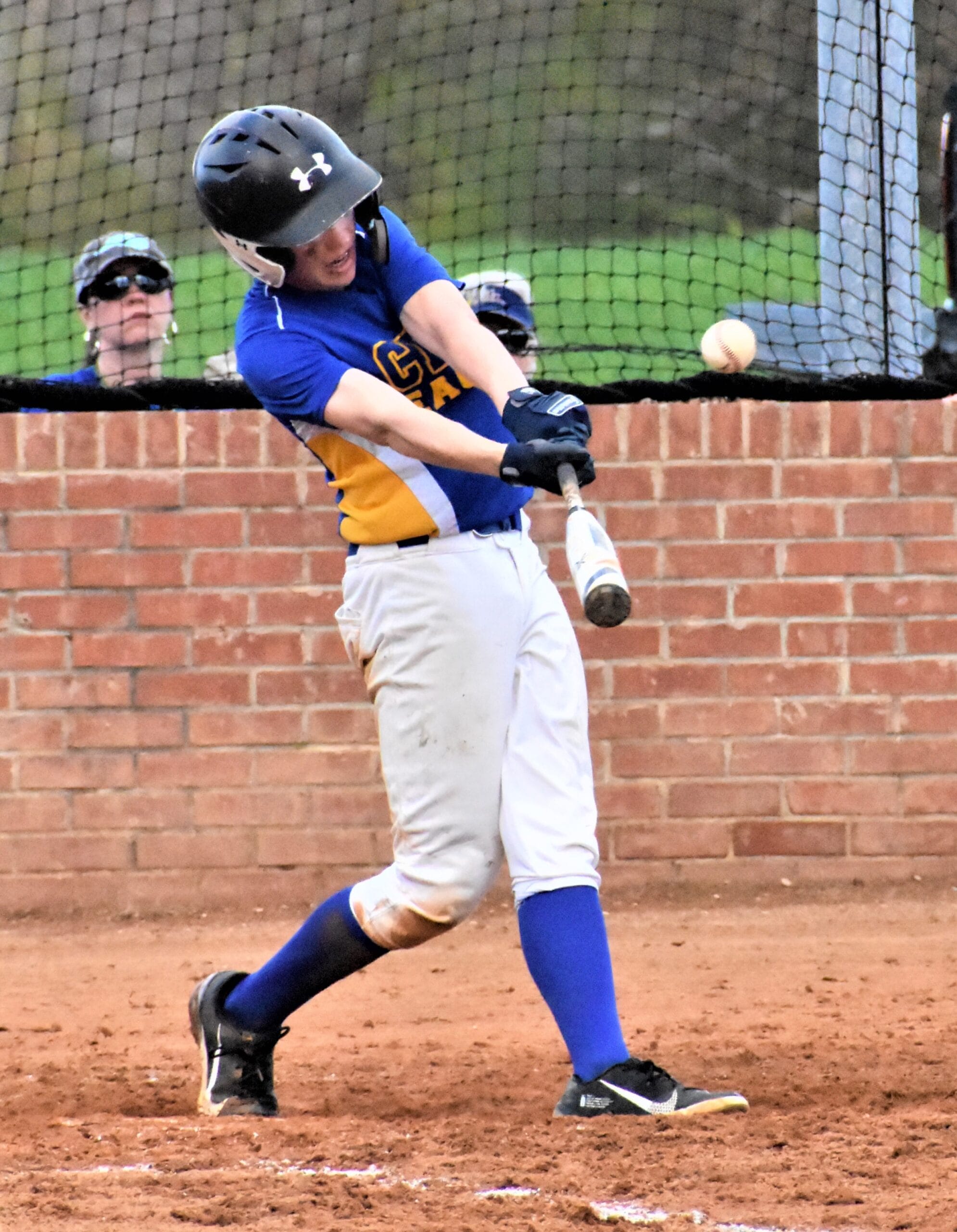 CFCA middle school baseball starts season with one-sided win