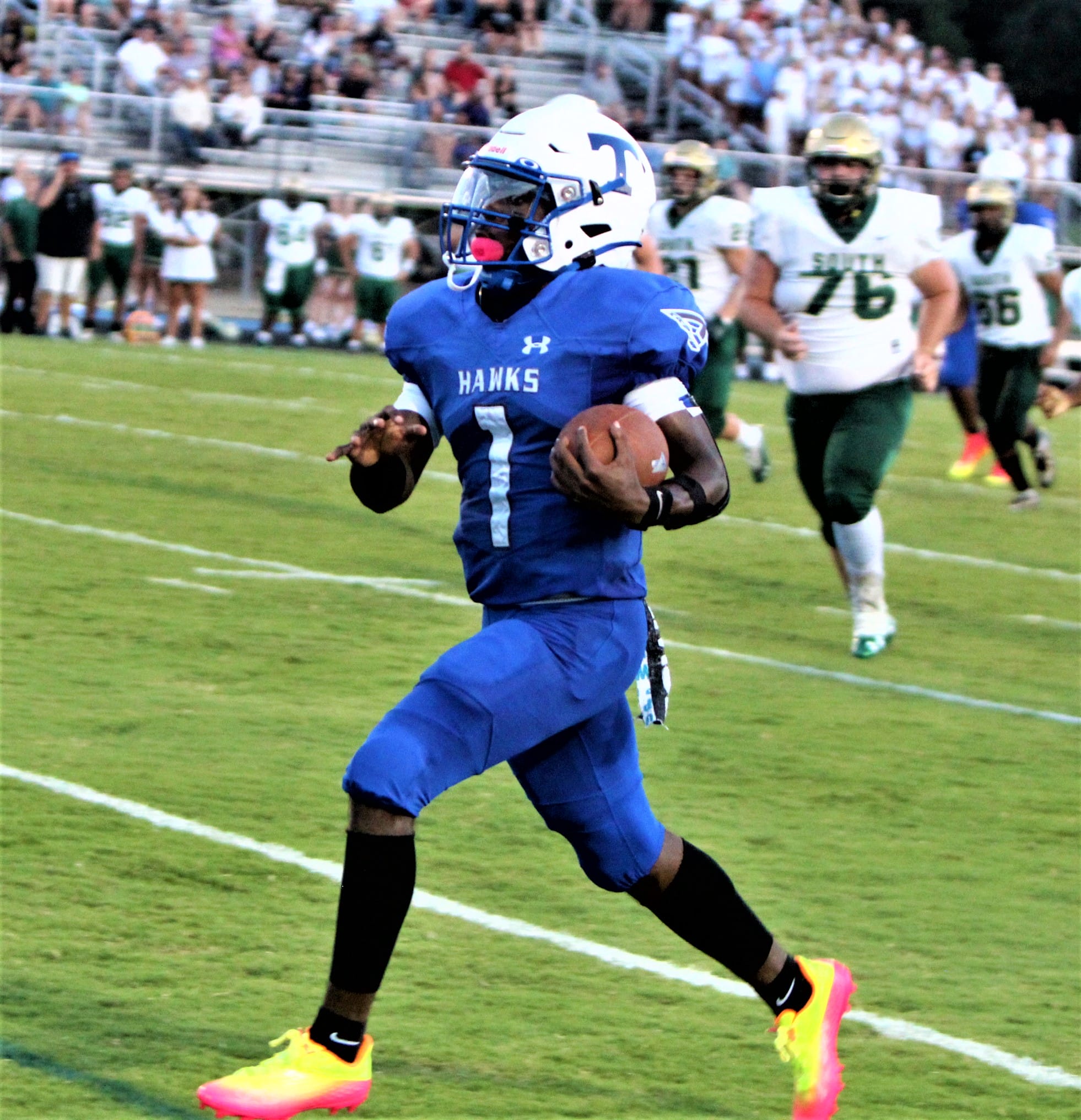 Week one lesson helps Hawks defeat South Johnston, 34-15