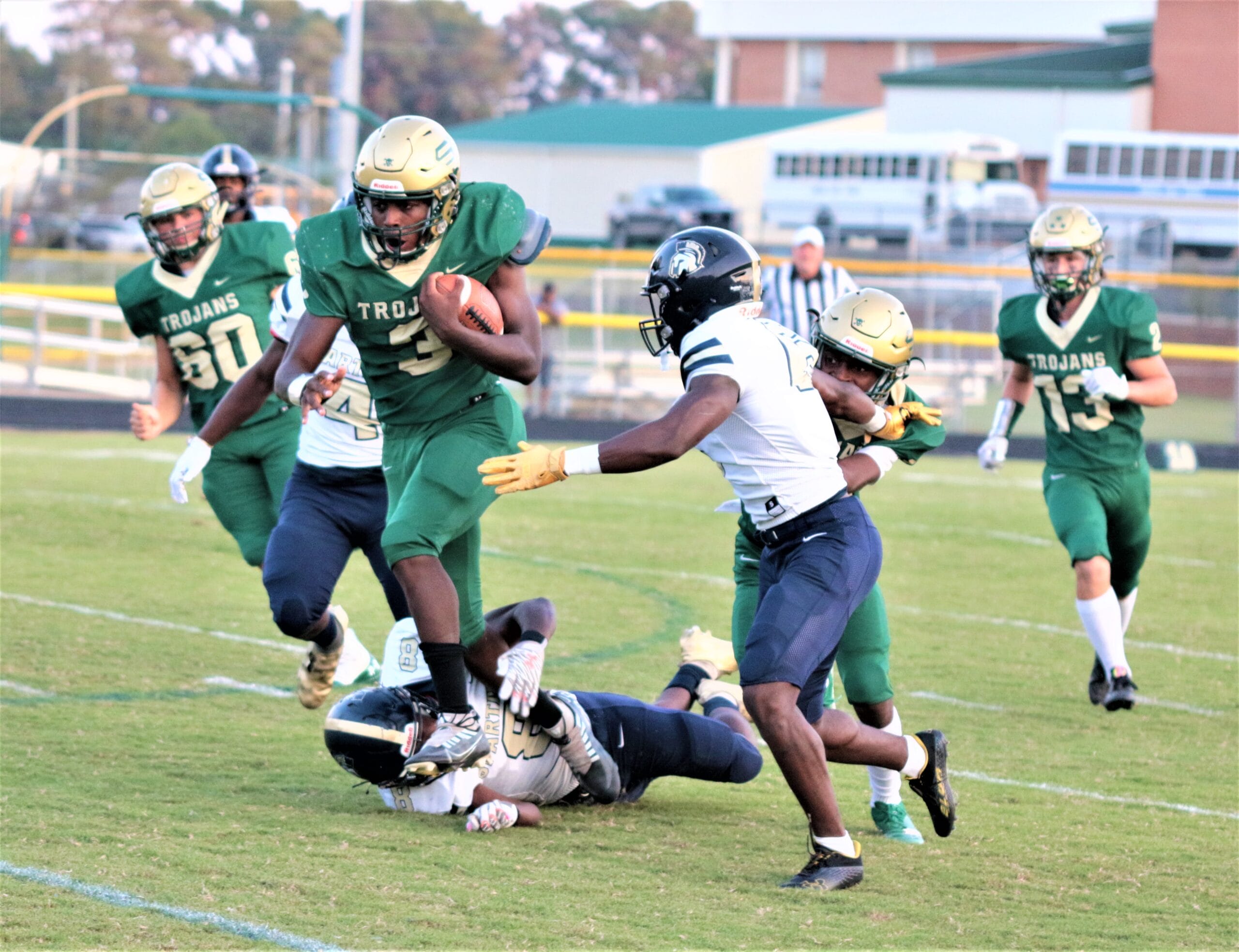 Blocked punt helps SSS defeat South, 21-7