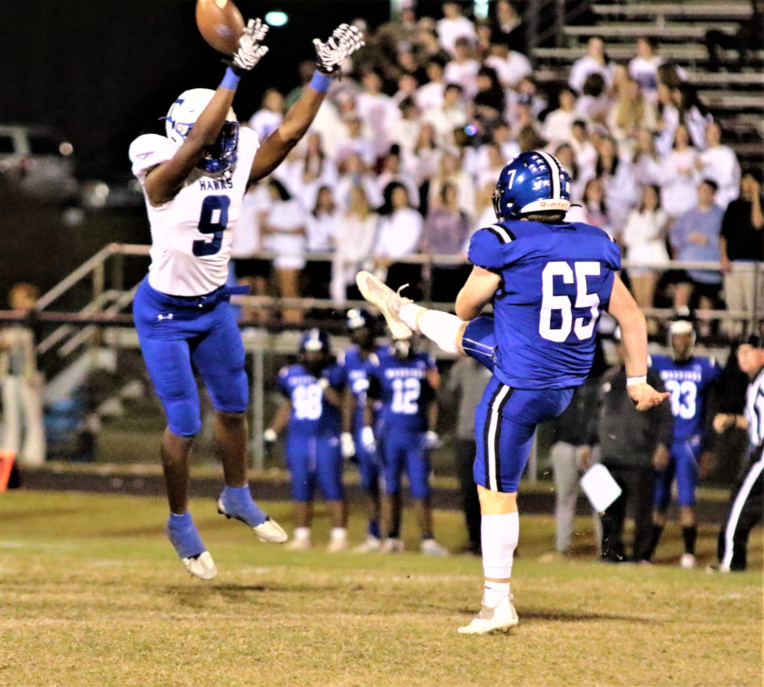 Triton adjusts to reach third round with 35-16 win