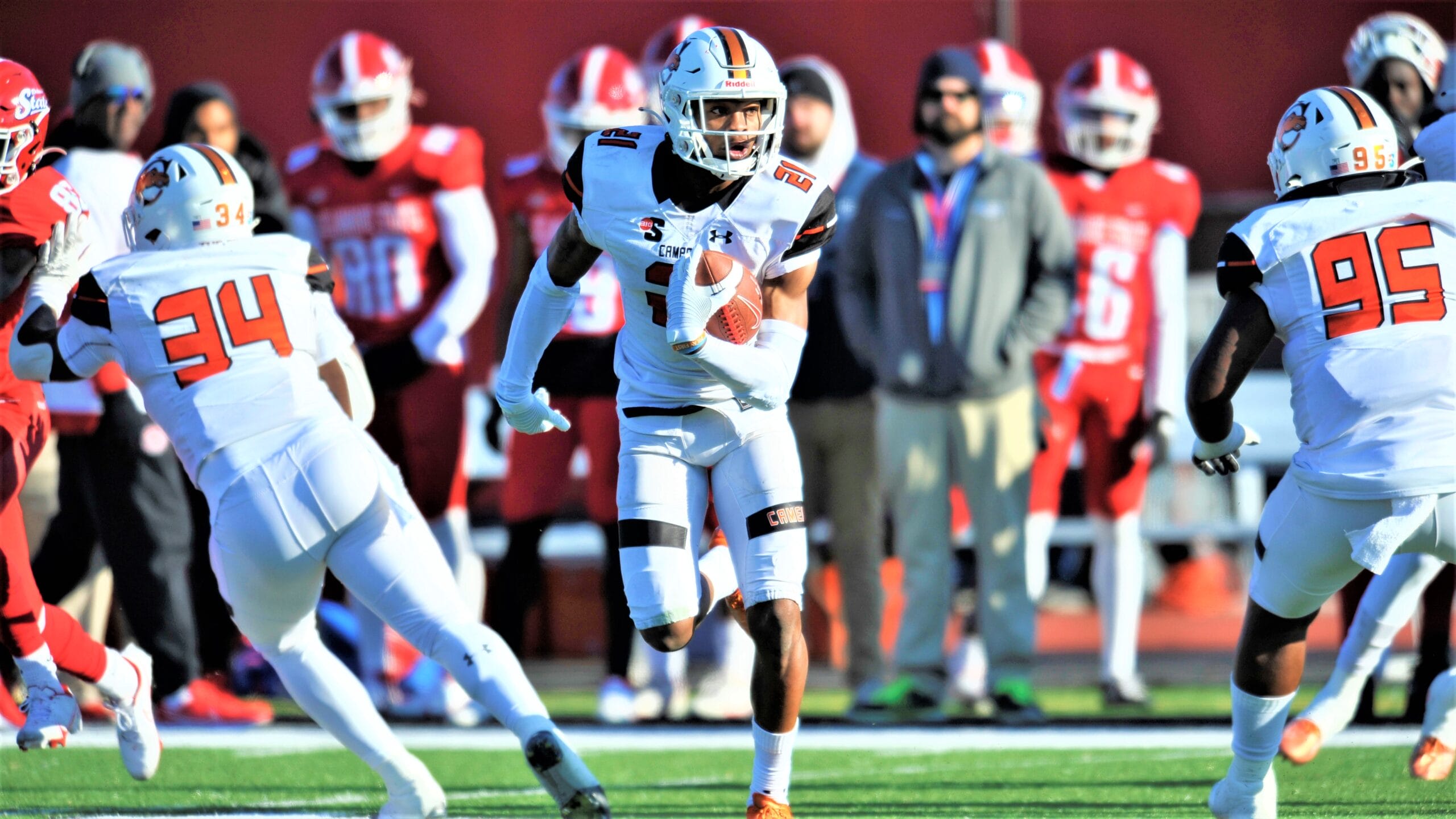 Camels roll in 2022 football finale, 34-7, at Delaware State