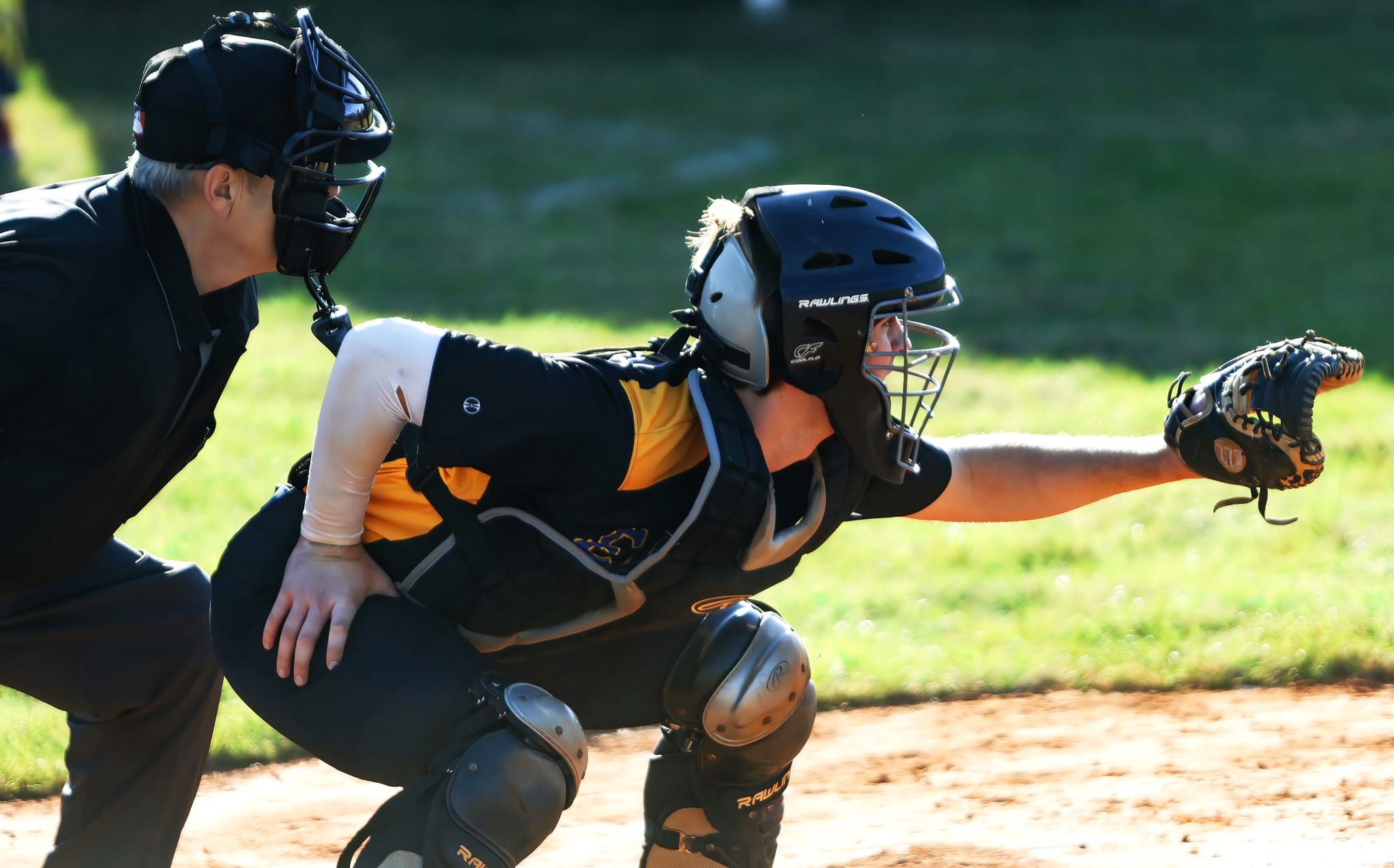 Eagles start MCC with sweep of Lee Falcons