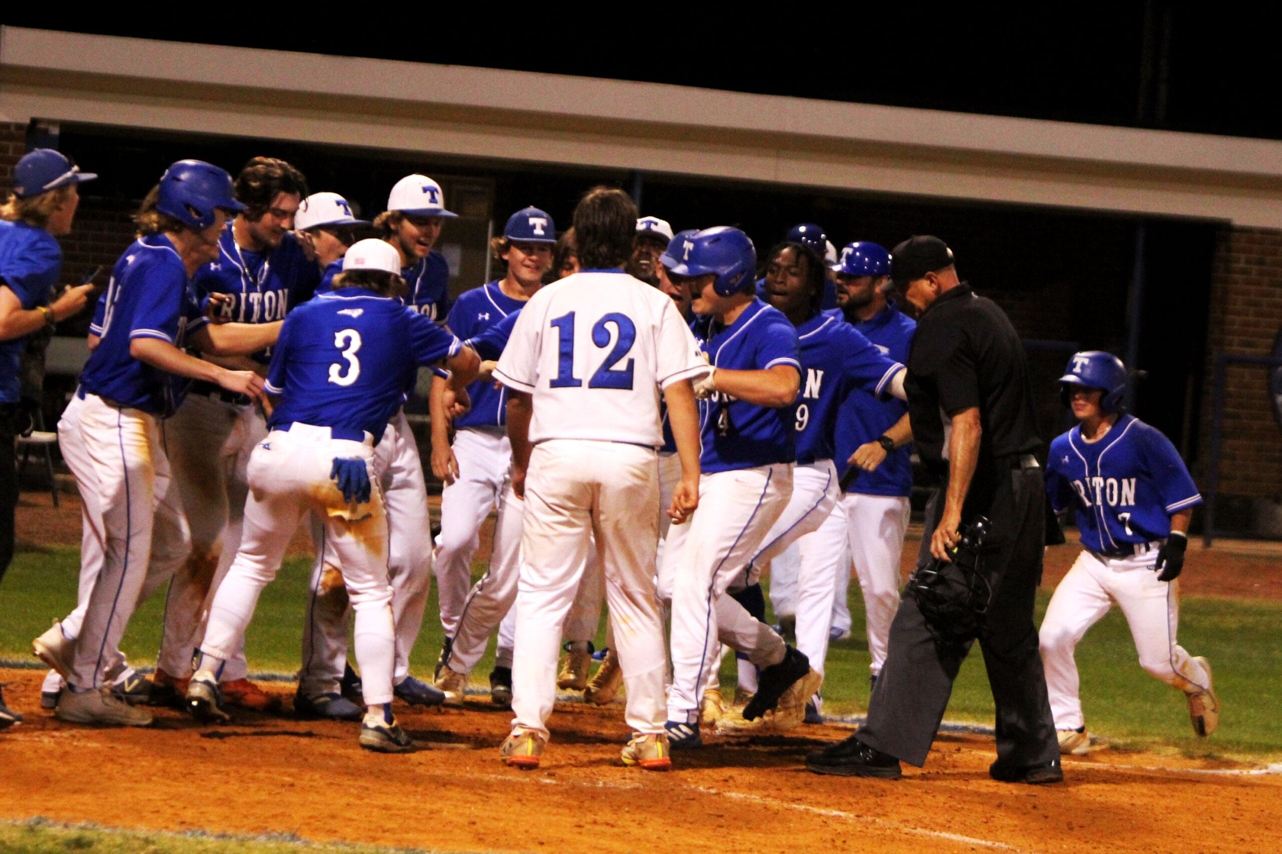 Happy ending for Hawks as Stevens’ walk-off HR tops Harnett Central