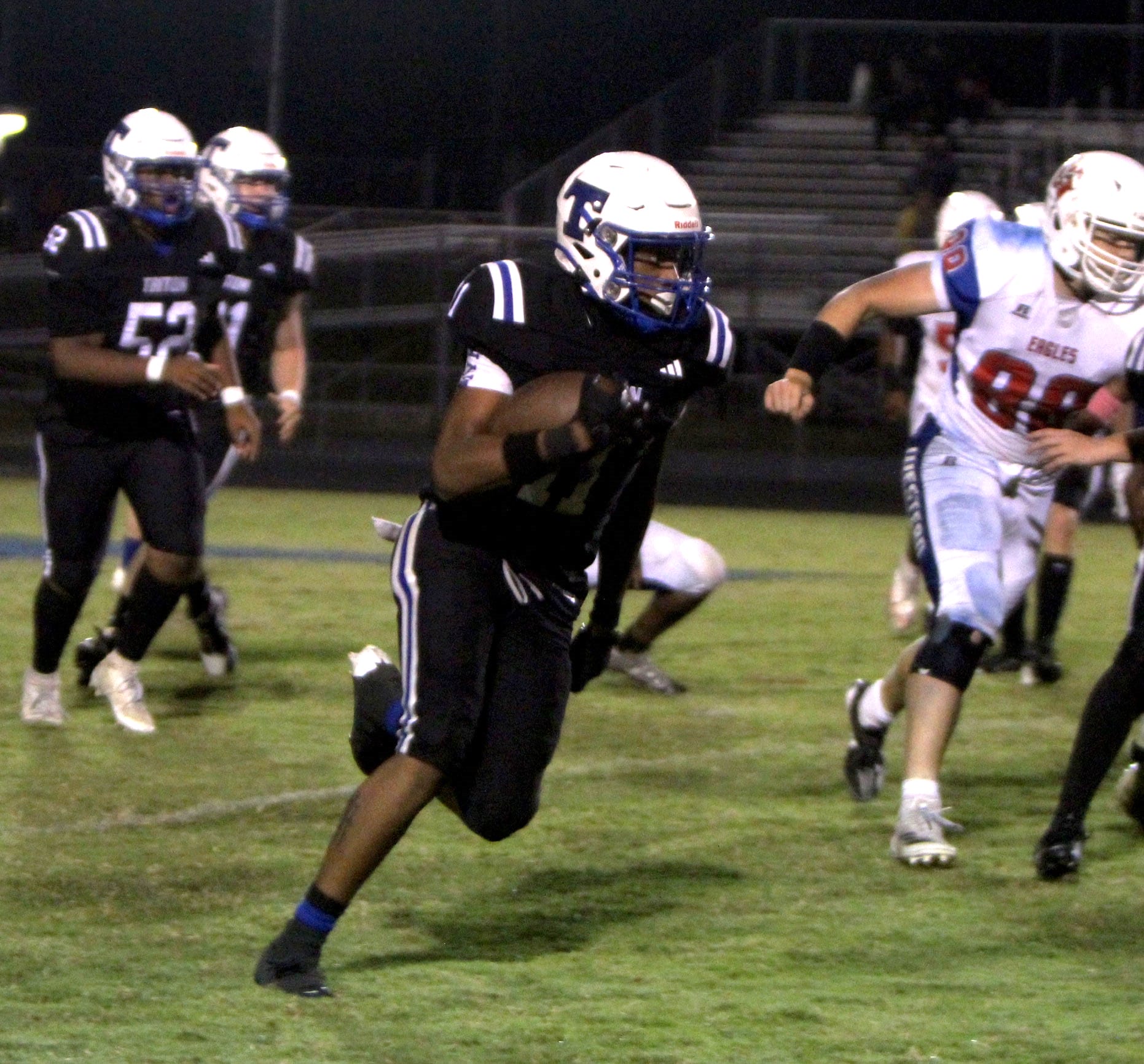 Triton surges past Western Harnett for 34-15 triumph at Homecoming