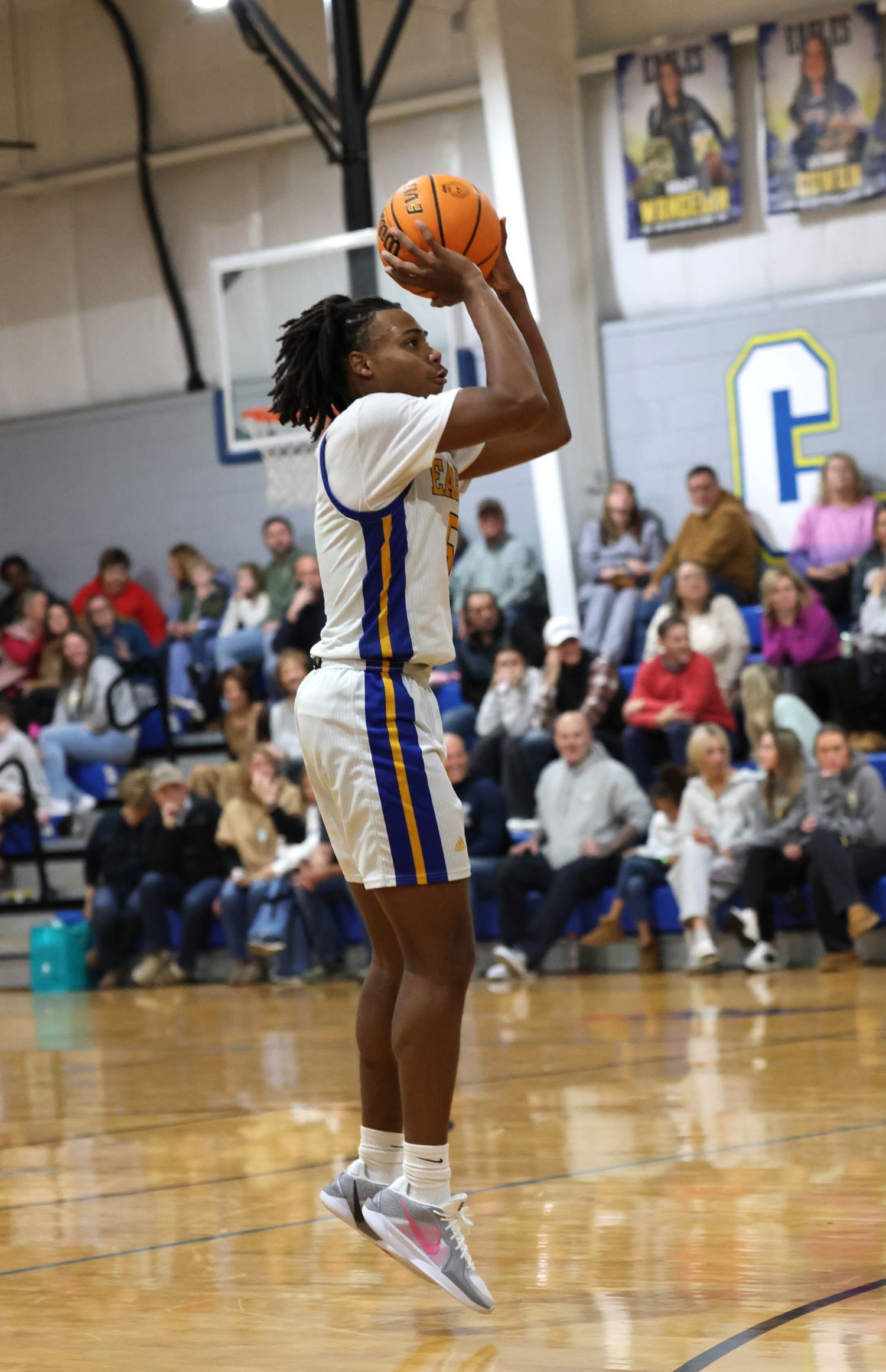Eagle JV boys prevent sweep by visiting Harrells